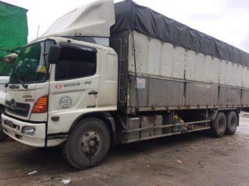 Xe hino tuấn lâm